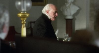 The Queen again and again refers to our incompetent courts - Amistad