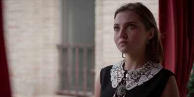 - The queen was very insistent.
- So that's it? - Vampire Academy