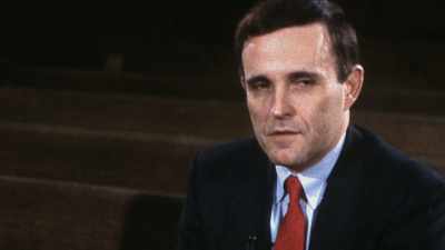 The really good lawyers
are those that spot the issues - Giuliani: What Happened to America's Mayor?