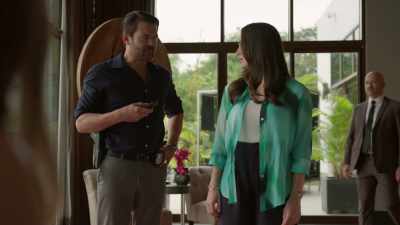 The realtor said Fredricks had - Mystery Island: Winner Takes All