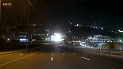 The remaining teams are closing
in on the second checkpoint, - Race Across the World