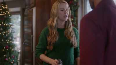 -The review for your bistro--
-oh, look. - Christmas on the Menu