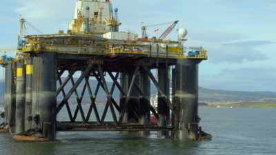 The rig is 90 meters long - Europe From Above