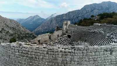 The Romans even built roads - Ancient Engineering