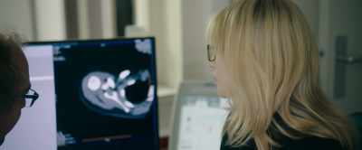 The rotator cuff tendons are involved, - La Syndicaliste