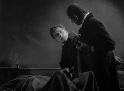 The same marks. - Murders in the Rue Morgue