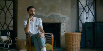The set's really different now.
And also there hasn't really
been a lot going from in it, - Bastille ReOrchestrated