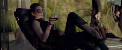 ♪ The seven drinks
In the green room... ♪ - Dreamcatcher