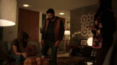 The sheets
on Tariq's bed are clean. - Wisdom of the Crowd