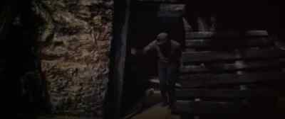 The shift's moving out. - The Badlanders