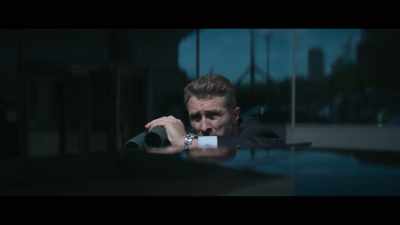 The shooter is probably
on the 16th or 17th floor. - The Day of the Jackal