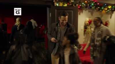 The show will
begin in two minutes, - Marrying Father Christmas