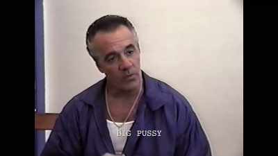 The site manager wants to renew
his, uh, his contract with Dick. - Wise Guy: David Chase and The Sopranos
