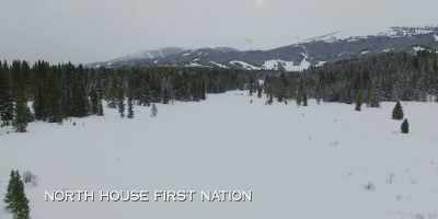 - The snow isn't too bad yet, - SkyMed