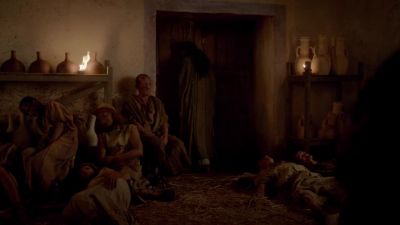 The soldiers told us to wait here. - Tut