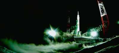 The Soyuz spacecraft is ready for launch.
Transfer to onboard power supply. - Salyut-7