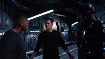 The speedster just locked
himself inside the bridge. - DC's Legends of Tomorrow