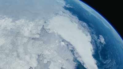 The spring not only transforms
the ocean, - Frozen Planet II