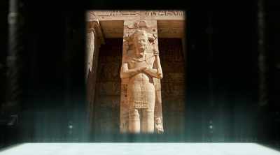 The sun rises in a very particular
position between the stones. - Strangest Things