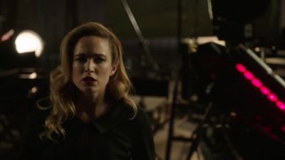 - The Tagumo--
it's headed straight for us. - DC's Legends of Tomorrow
