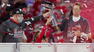 The Tampa Bay Buccaneers managed to - Becoming the G.O.A.T.: The Tom Brady Story