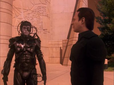 The target area is destabilising. - Star Trek: The Next Generation