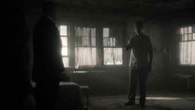 The tea set's right there. - The Man in the High Castle