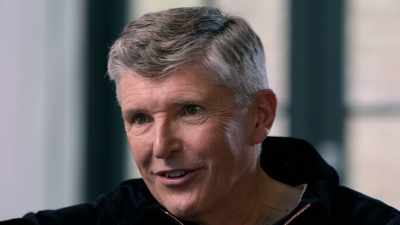 The technical side, you know,
Ross went off and handled. - Brawn: The Impossible Formula 1 Story