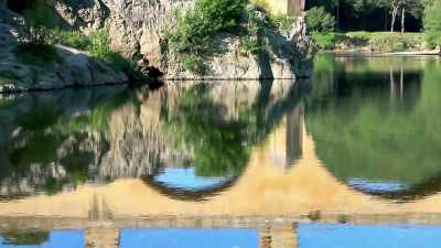 The technology they use to build these bridges - Ancient Engineering