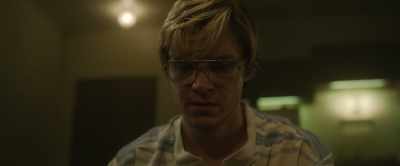 The... the slightest tug, the dog feels it - Dahmer – Monster: The Jeffrey Dahmer Story