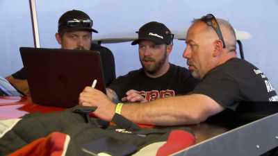 The thing is, right here, it's not
gonna be as fast off the button. - Street Outlaws No Prep Kings Team Attack