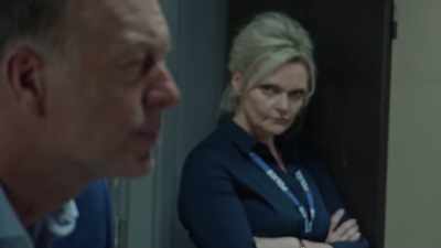 The thing is, Vivienne,
you're not a team player. - London Kills