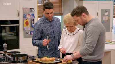 The thing with gizzards,
if they're not cooked, - Britain's Best Home Cook