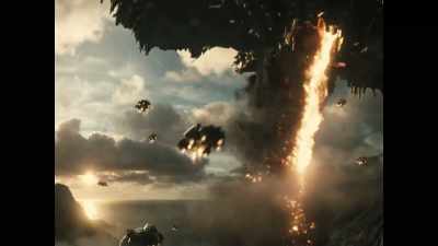 The three Mother Boxes
never synchronized. - Zack Snyder's Justice League