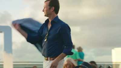 ♪ The tide is high,
but I'm moving on ♪ - The Romanoffs