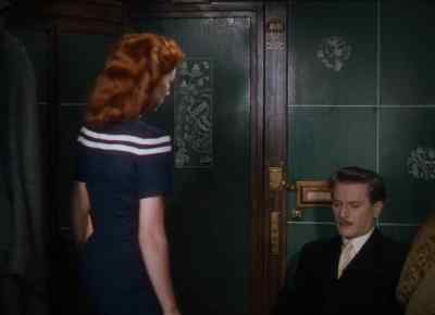The train is leaving! - The Red Shoes