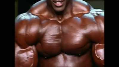 The traps, shoulders,
triceps, Kevin Levrone. - Breaking Olympia: The Phil Heath Story