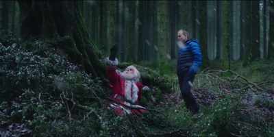 The trees and all this
must have broken my fall. - The Heist Before Christmas