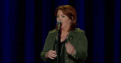 The two biggest selling points to me
about the boxed wine first and foremost, - Kathleen Madigan: Hunting Bigfoot