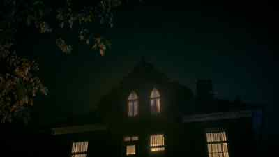 The vampire assassins
usually come at night, - What We Do in the Shadows