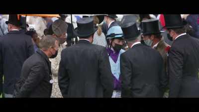 The very next race is the
much anticipated Coronation Stakes - Horsepower