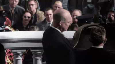 THE VICTORIOUS WORLD WAR II
GENERAL DWIGHT D. EISENHOWER - America in Color