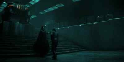 (the Voice)
Stay where you are! - Dune: Prophecy