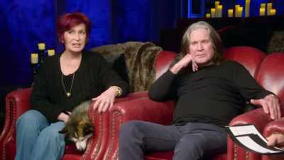 The walking, the way,
it was a man in a suit. - The Osbournes Want to Believe