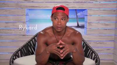 The way they came back
yesterday, it got me... - Love Island