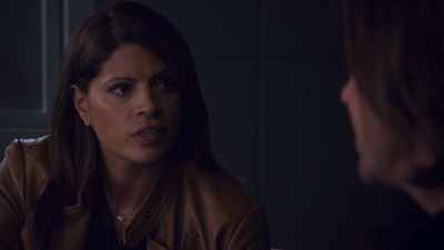 The way you disarmed my Glock
was very... distinctive. - Leverage: Redemption