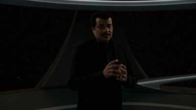 The way gravity bends
light makes it possible to turn - Cosmos: Possible Worlds