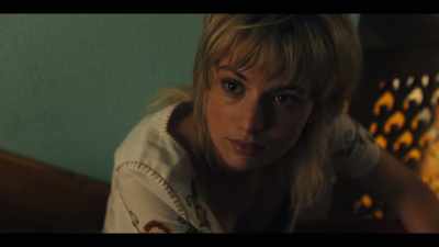The way he looked at me,
hypnotized, - Jett