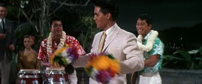 The way she moves her hips up to her fingertips - Blue Hawaii