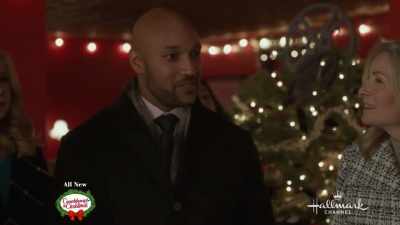 The way the people
came out tonight, - Sister Swap: A Hometown Holiday